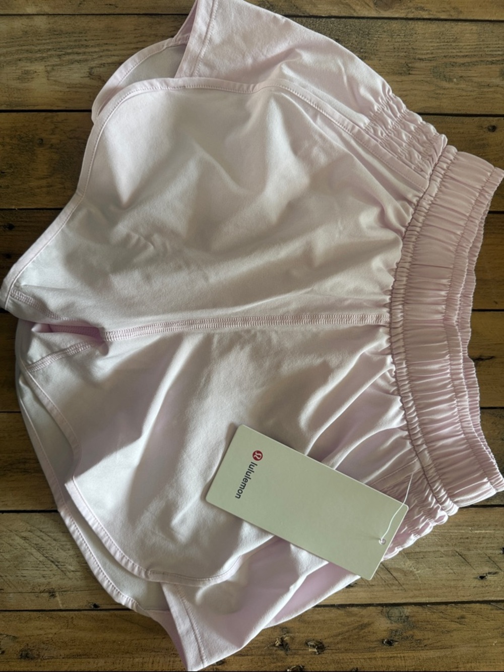 NWT: Lululemon: Ruched-Side High Rise 3” length - Picture 5 of 8